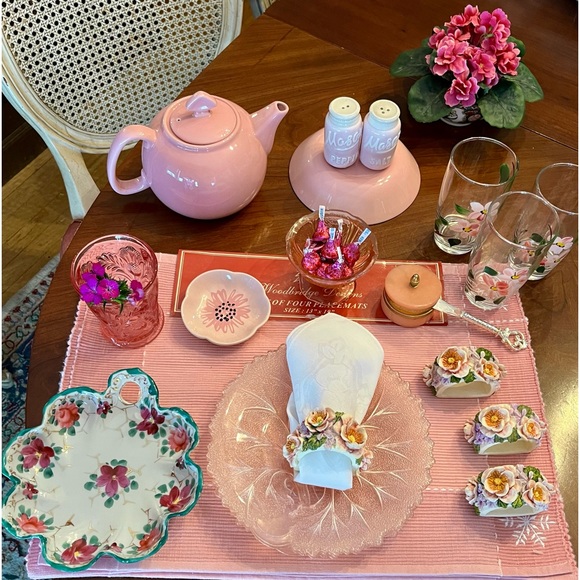 Passion PINK Mosser Glass for Valentine’s Day. SEE MORE listings pink items! - Picture 2 of 8